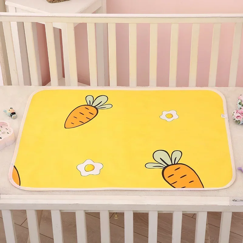Newborn Cartoon Urine Pad Port - Diaper Changing Mat avaliação e preço